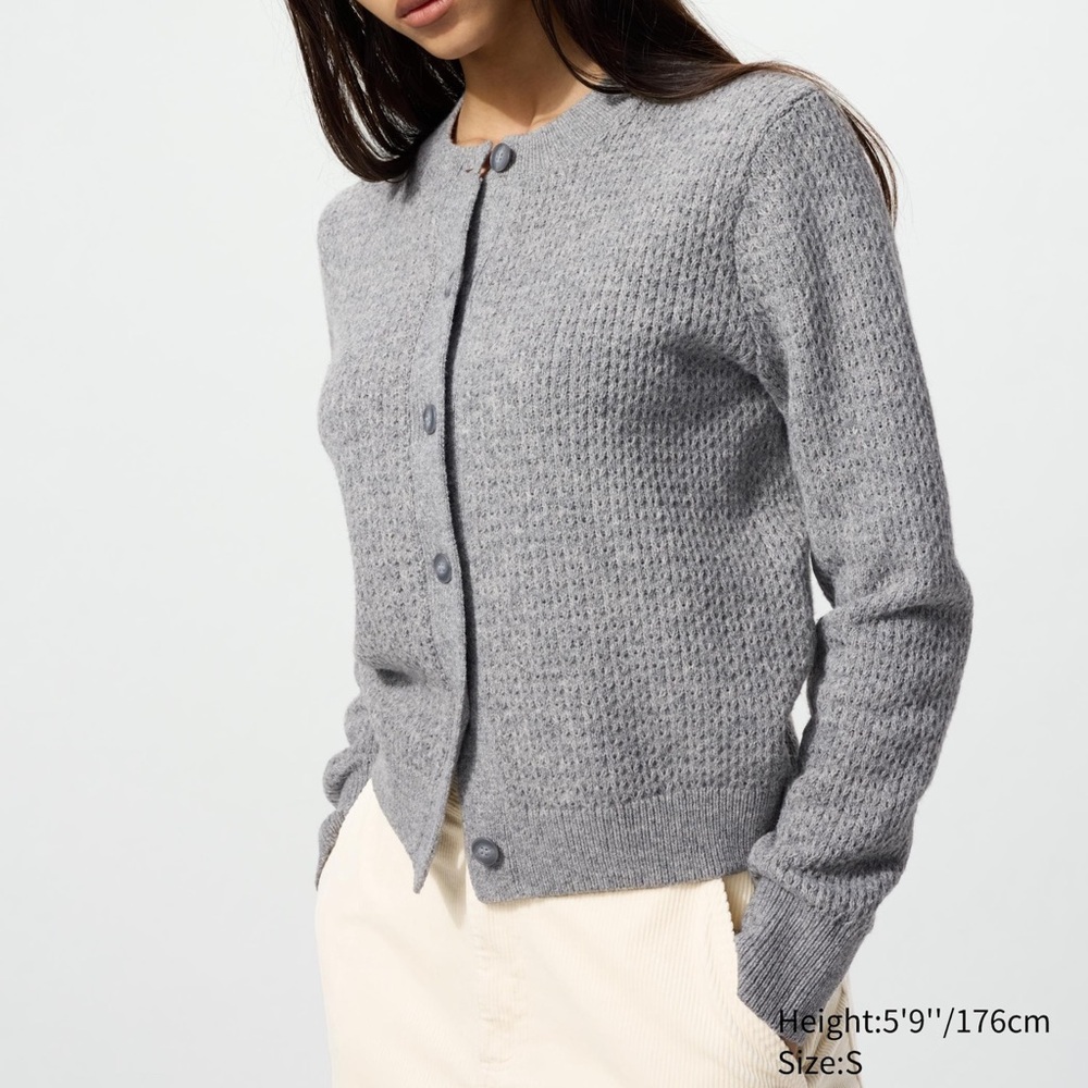 UNIQLO Women's Sweater Wool Blend Crew Neck Cardigan Light Grey